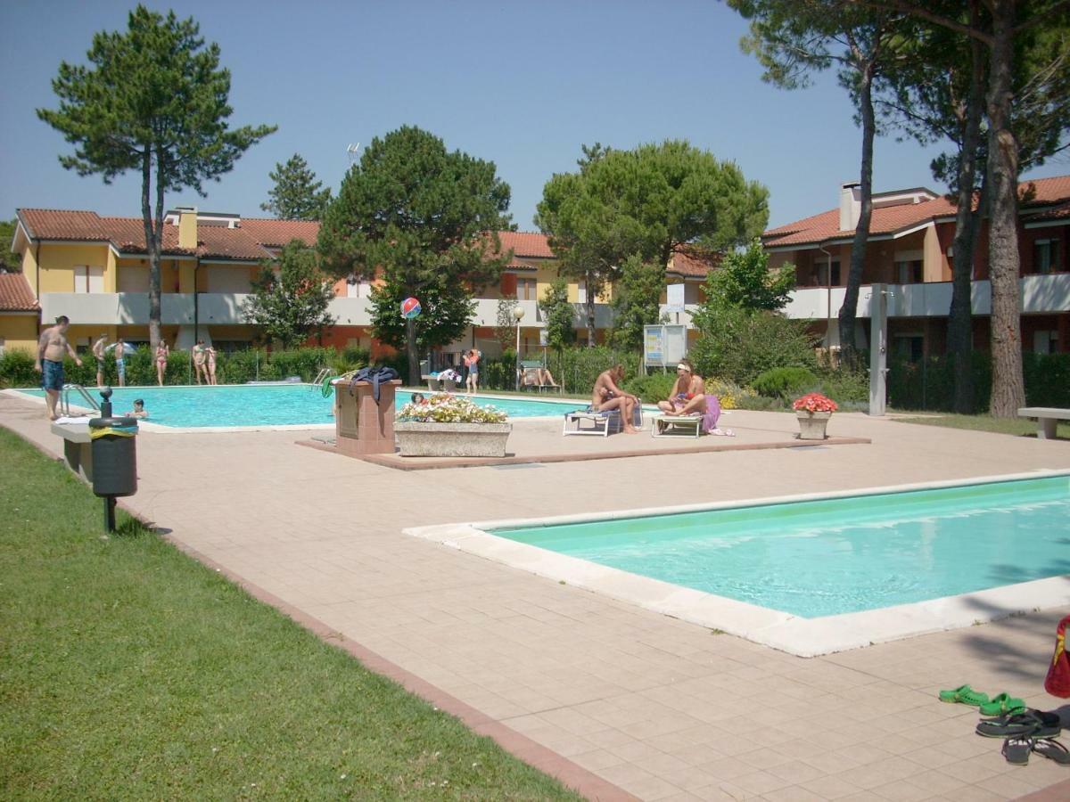 Villaggio Nautilus Бибионе Экстерьер фото